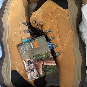 Men's Tan Hiking Boots